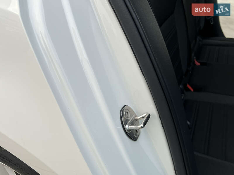 Универсал Skoda Octavia 2020 в Луцке