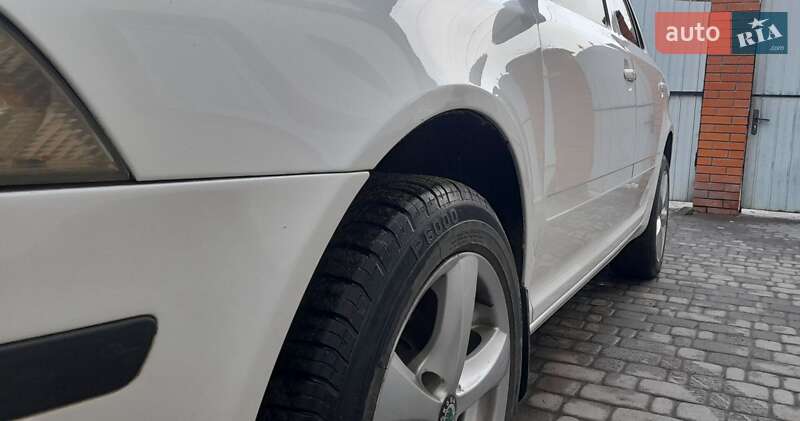 Универсал Skoda Octavia 2008 в Глухове