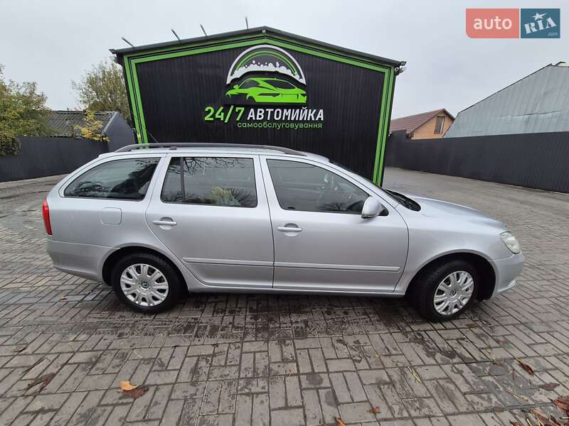 Универсал Skoda Octavia 2009 в Кропивницком фото 4 Универсал Skoda Octavia 2009 в Кропивницком