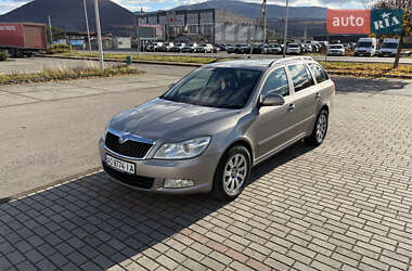 Универсал Skoda Octavia 2010 в Тячеве