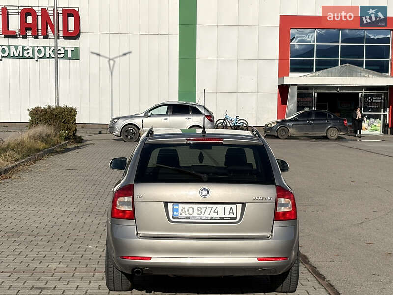 Универсал Skoda Octavia 2010 в Тячеве фото 7 Универсал Skoda Octavia 2010 в Тячеве