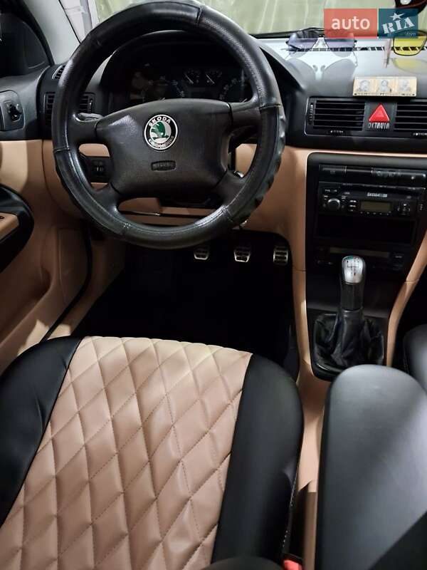 Універсал Skoda Octavia 2001 в Умані