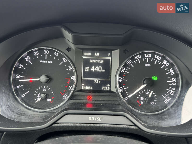 Универсал Skoda Octavia 2016 в Софиевской Борщаговке