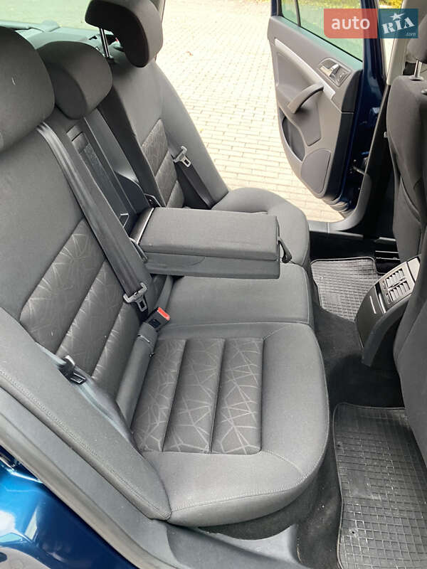 Универсал Skoda Octavia 2011 в Ровно