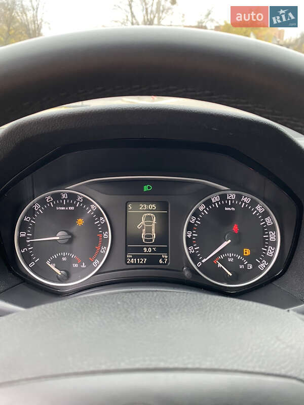 Универсал Skoda Octavia 2011 в Ровно