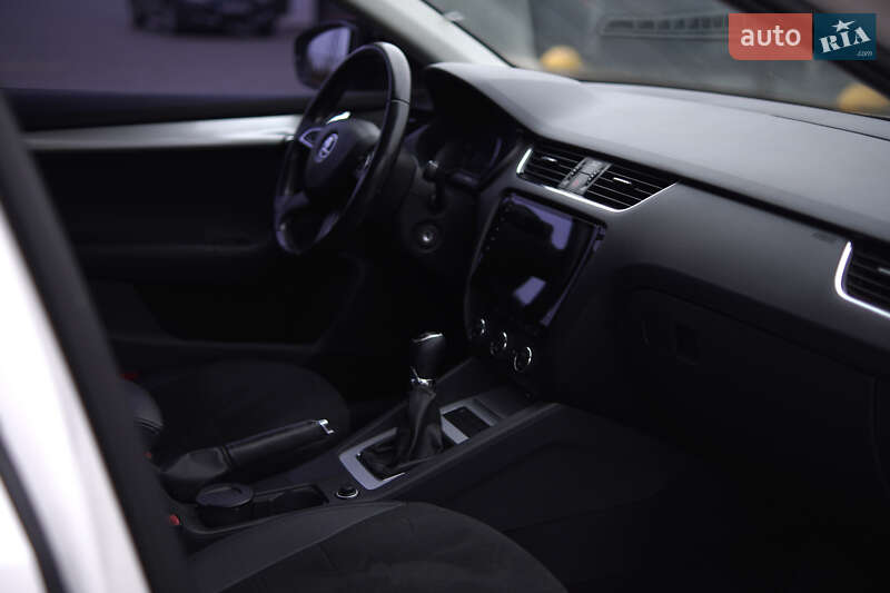 Лифтбек Skoda Octavia 2013 в Кривом Роге фото 19 Лифтбек Skoda Octavia 2013 в Кривом Роге