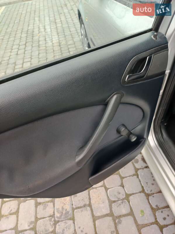 Универсал Skoda Octavia 2006 в Чемеровцах