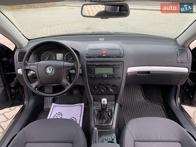 Лифтбек Skoda Octavia 2004 в Дрогобыче