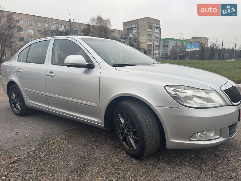 Лифтбек Skoda Octavia 2009 в Ровно фото 6 Лифтбек Skoda Octavia 2009 в Ровно
