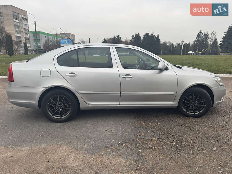 Лифтбек Skoda Octavia 2009 в Ровно фото 8 Лифтбек Skoda Octavia 2009 в Ровно