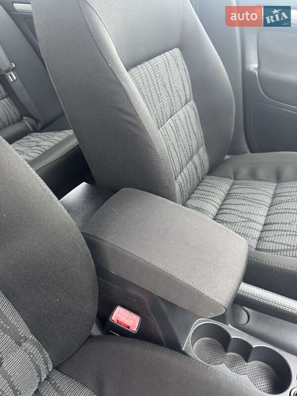 Лифтбек Skoda Octavia 2009 в Ровно фото 36 Лифтбек Skoda Octavia 2009 в Ровно