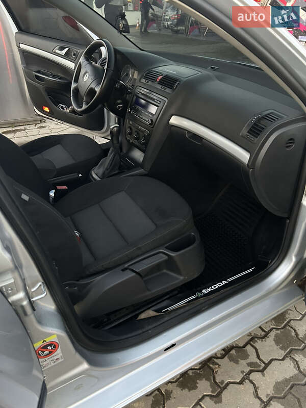 Универсал Skoda Octavia 2008 в Великом Березном