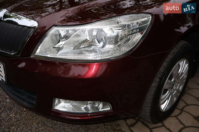 Лифтбек Skoda Octavia 2012 в Одессе