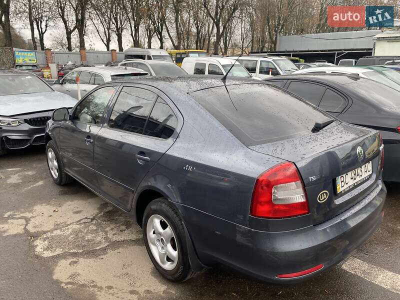 Универсал Skoda Octavia 2009 в Львове