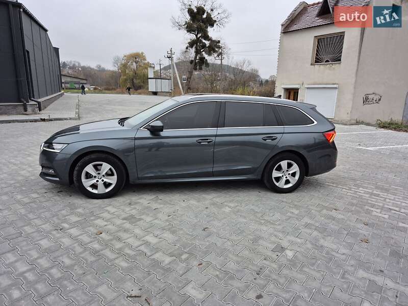 Універсал Skoda Octavia 2021 в Бережанах