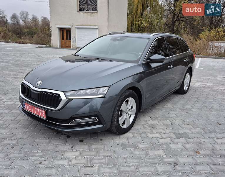 Універсал Skoda Octavia 2021 в Бережанах