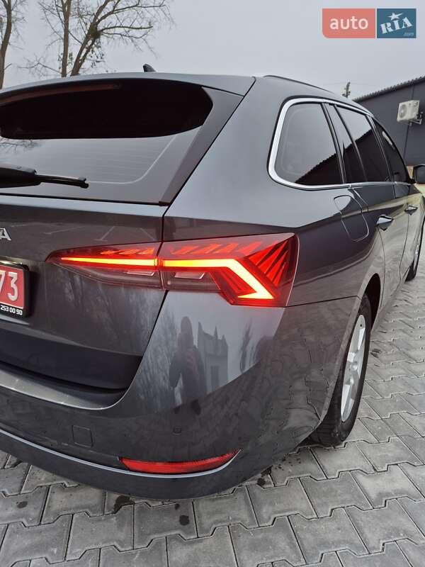 Універсал Skoda Octavia 2021 в Бережанах