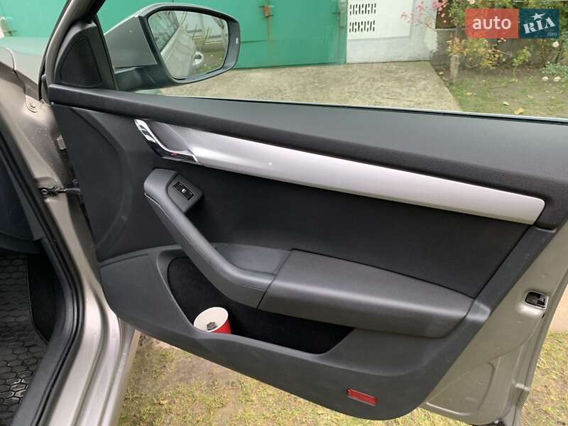 Универсал Skoda Octavia 2013 в Вараше