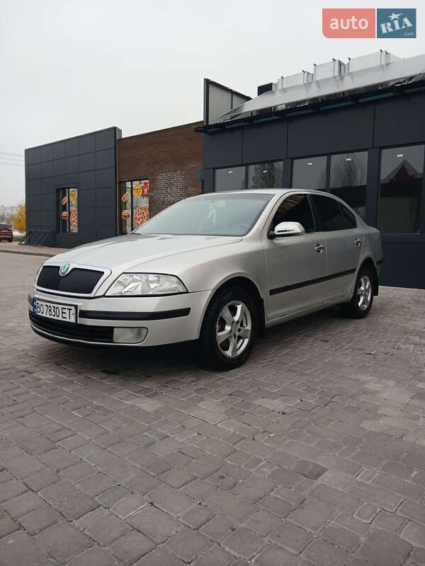 Лифтбек Skoda Octavia 2006 в Нетешине фото 4 Лифтбек Skoda Octavia 2006 в Нетешине