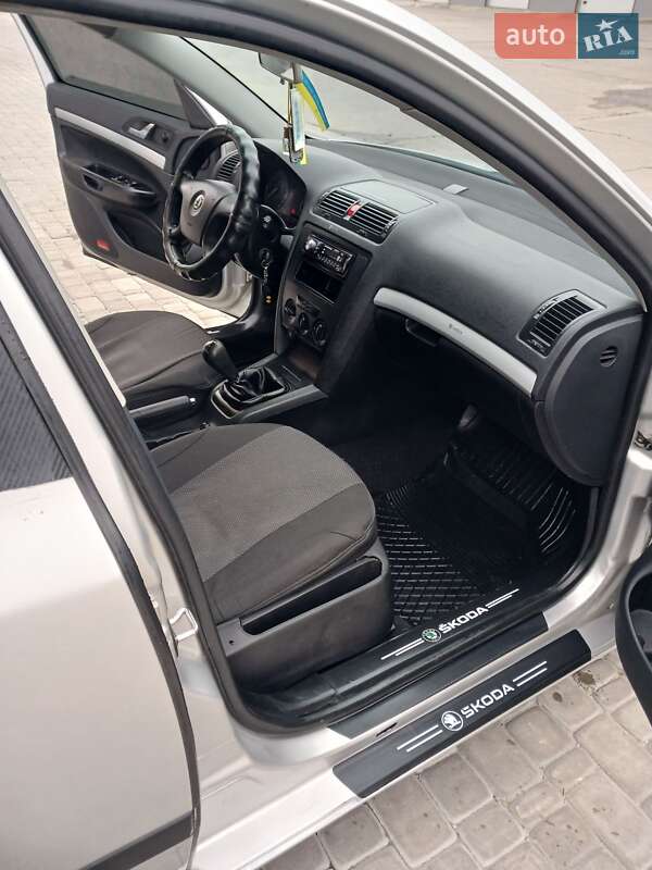 Лифтбек Skoda Octavia 2006 в Нетешине фото 20 Лифтбек Skoda Octavia 2006 в Нетешине