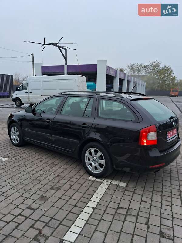 Универсал Skoda Octavia 2012 в Ровно