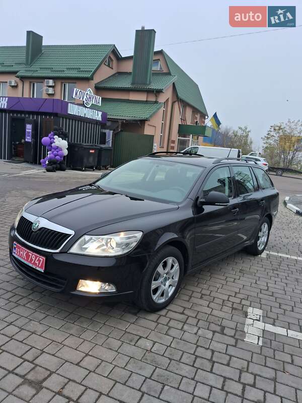 Универсал Skoda Octavia 2012 в Ровно
