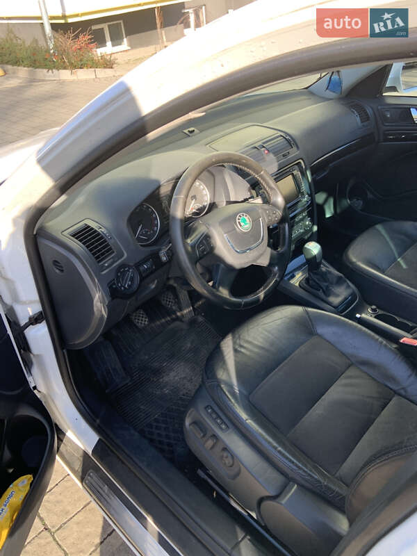 Универсал Skoda Octavia 2009 в Львове фото 10 Универсал Skoda Octavia 2009 в Львове