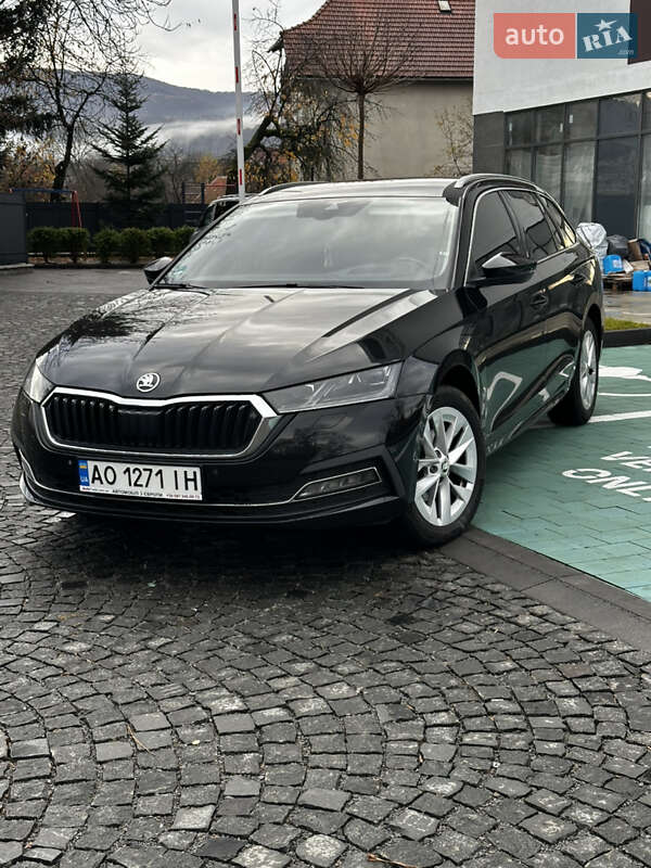 Универсал Skoda Octavia 2021 в Сваляве фото 4 Универсал Skoda Octavia 2021 в Сваляве