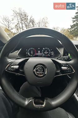 Универсал Skoda Octavia 2021 в Сваляве