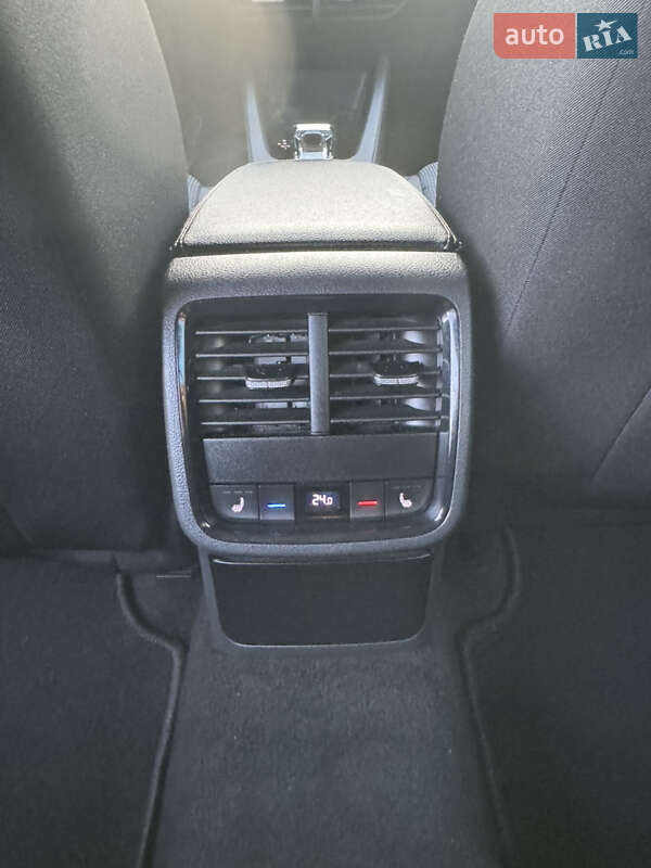 Универсал Skoda Octavia 2020 в Сваляве фото 18 Универсал Skoda Octavia 2020 в Сваляве