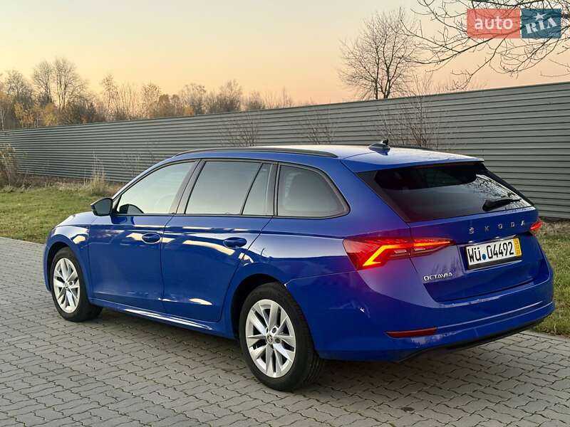 Универсал Skoda Octavia 2020 в Стрые