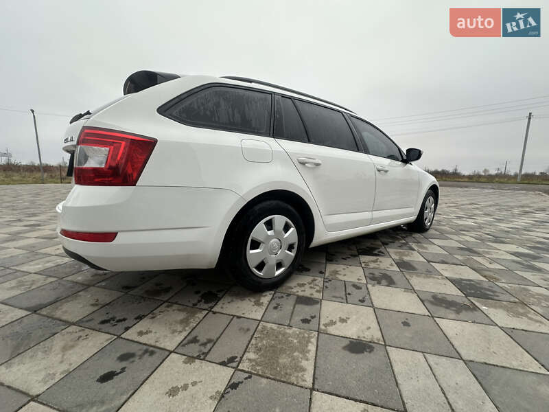 Универсал Skoda Octavia 2016 в Самборе фото 13 Универсал Skoda Octavia 2016 в Самборе