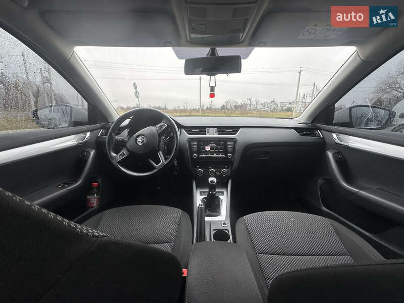Универсал Skoda Octavia 2016 в Самборе фото 21 Универсал Skoda Octavia 2016 в Самборе