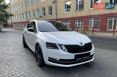 Ліфтбек Skoda Octavia 2018 в Первомайську