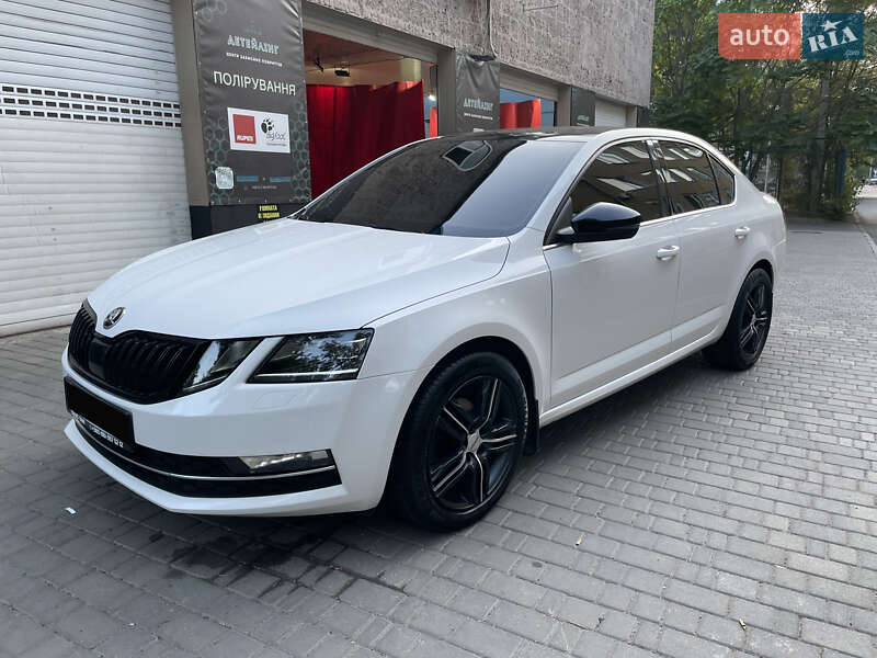 Лифтбек Skoda Octavia 2018 в Первомайске