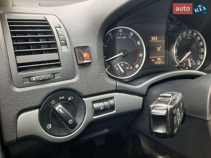 Універсал Skoda Octavia 2009 в Полтаві