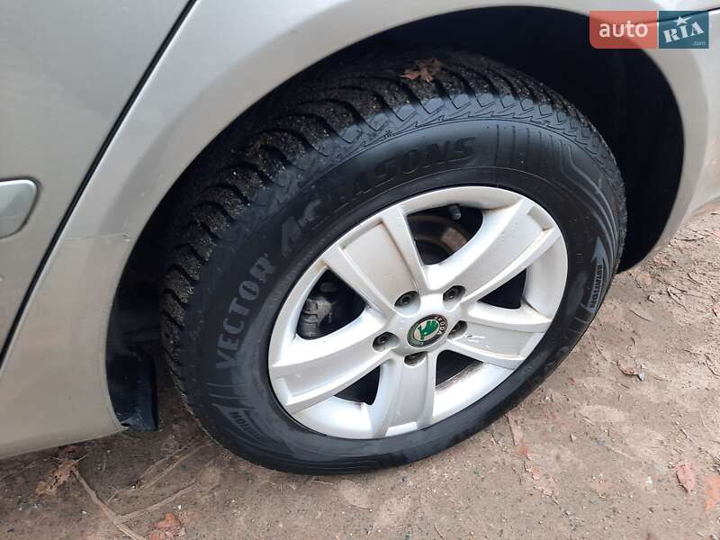 Універсал Skoda Octavia 2009 в Полтаві