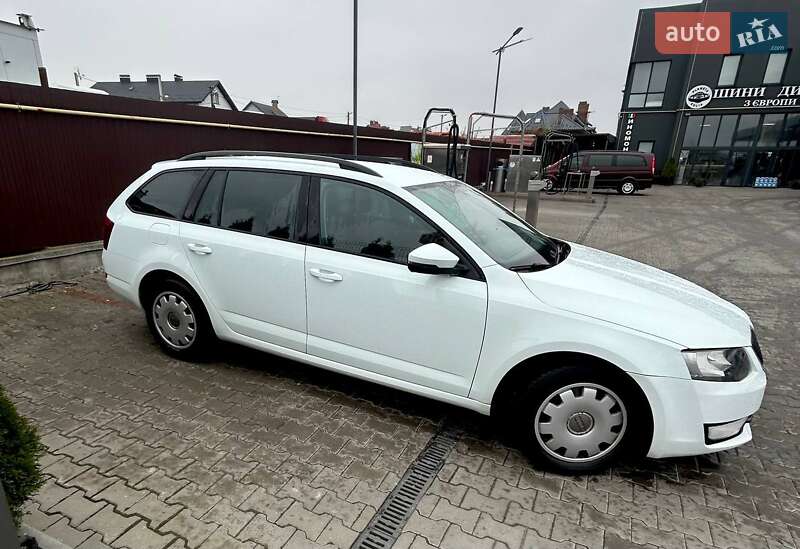 Універсал Skoda Octavia 2015 в Львові