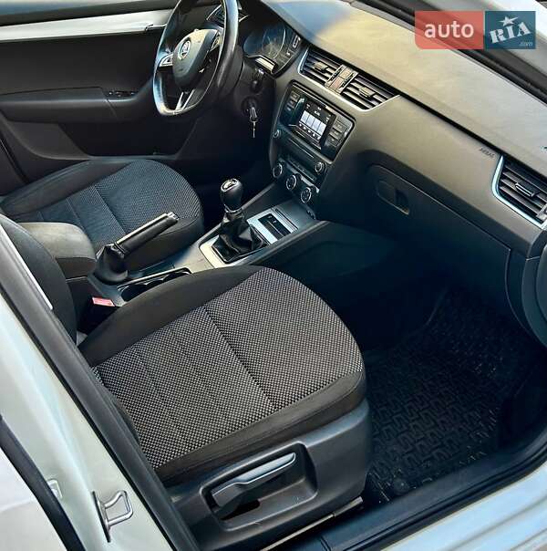 Універсал Skoda Octavia 2015 в Львові