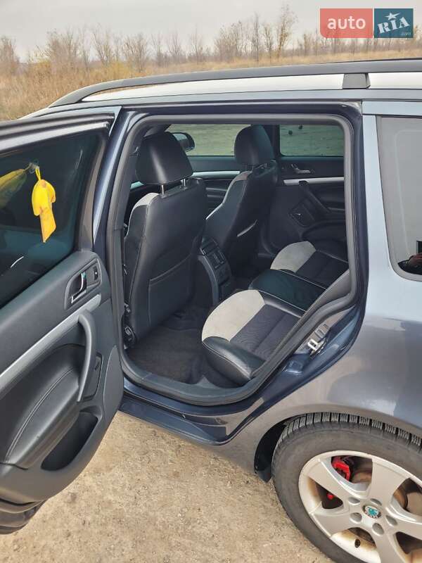 Универсал Skoda Octavia 2011 в Запорожье фото 16 Универсал Skoda Octavia 2011 в Запорожье