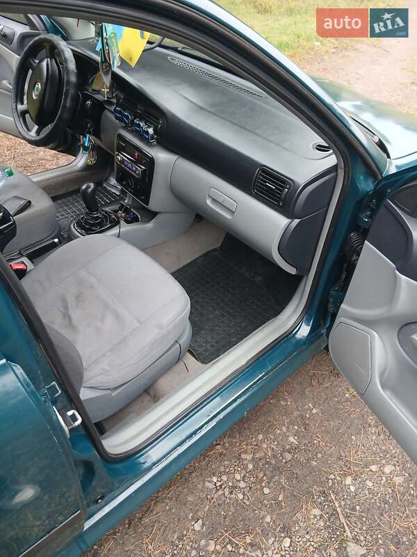 Лифтбек Skoda Octavia 2000 в Лопатине