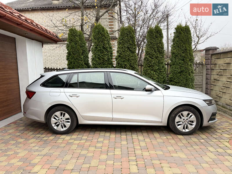 Універсал Skoda Octavia 2022 в Луцьку