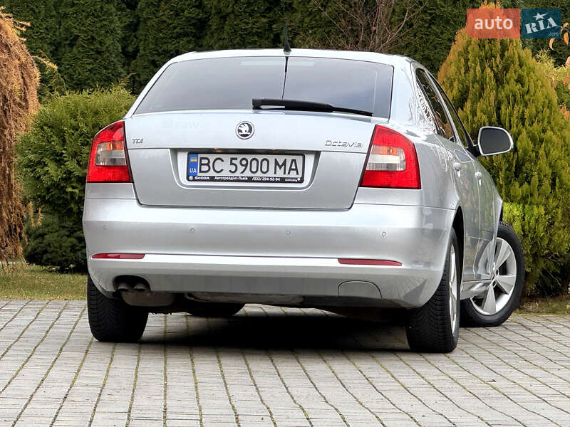 Лифтбек Skoda Octavia 2009 в Самборе