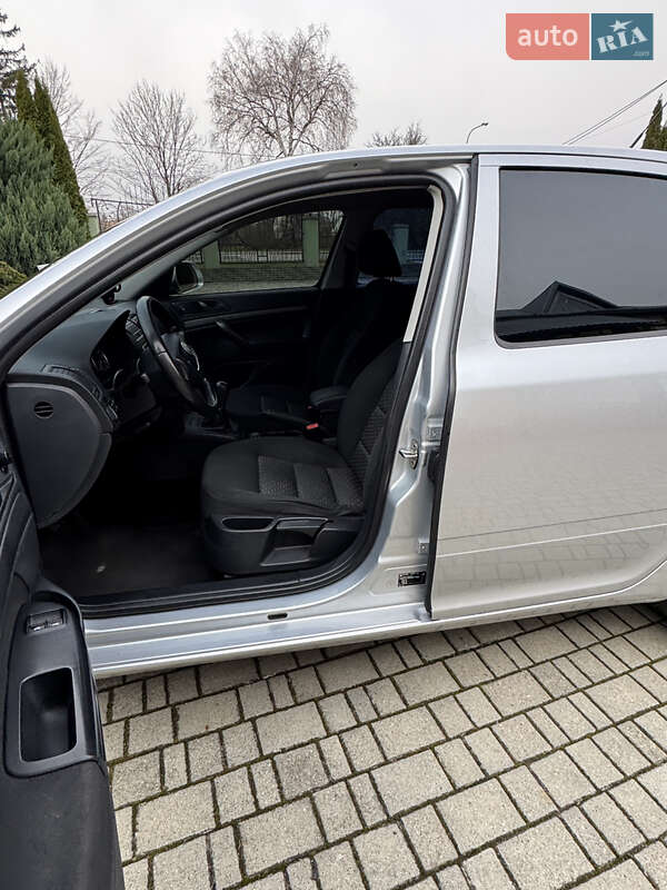 Лифтбек Skoda Octavia 2009 в Самборе