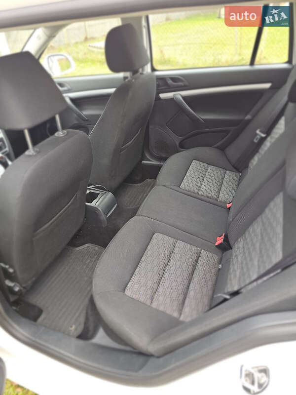 Универсал Skoda Octavia 2011 в Львове фото 8 Универсал Skoda Octavia 2011 в Львове