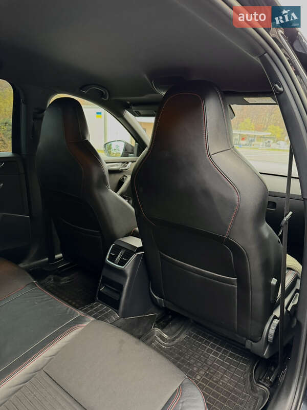 Универсал Skoda Octavia 2015 в Ужгороде