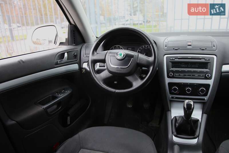 Лифтбек Skoda Octavia 2011 в Харькове фото 12 Лифтбек Skoda Octavia 2011 в Харькове