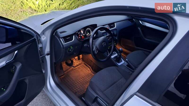 Лифтбек Skoda Octavia 2016 в Буче