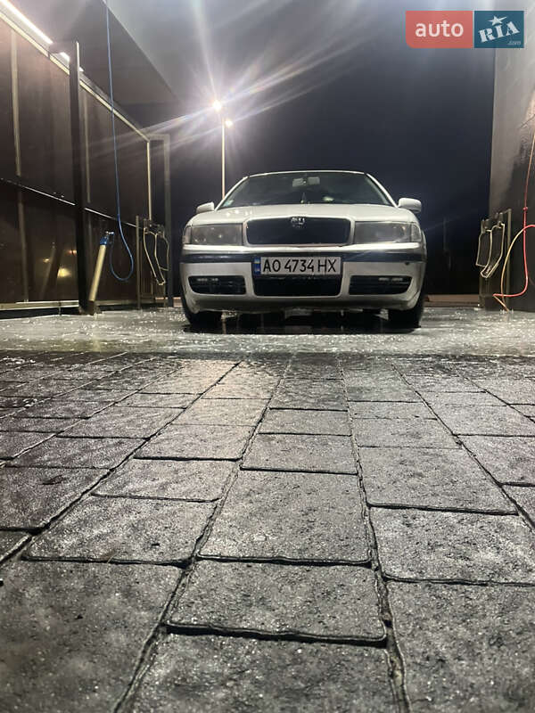 Ліфтбек Skoda Octavia 2001 в Ужгороді фото 2 Ліфтбек Skoda Octavia 2001 в Ужгороді