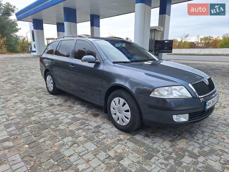 Універсал Skoda Octavia 2007 в Дніпрі
